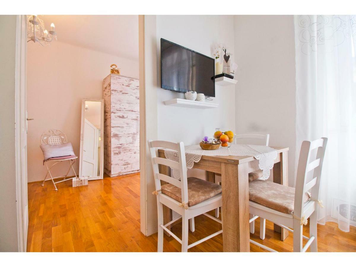 Double A Split Apartamento Exterior foto